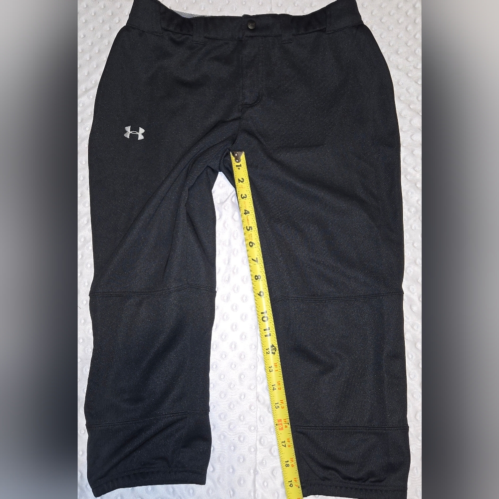Under Armour Utility Women’s Size Medium Zip Fly Black Softball Pants - Picture 5 of 5